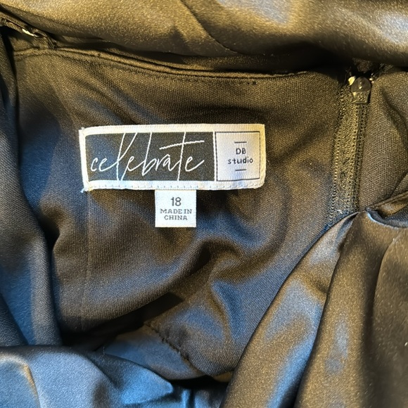 David’s Bridal Dress - Picture 4 of 5